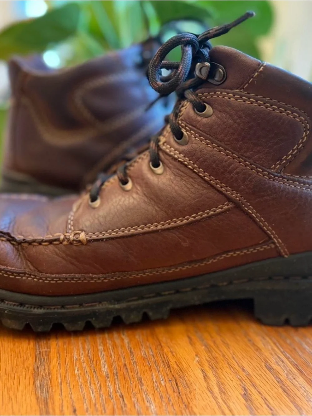 Vibram Casual Brown Boots Work Hiking  Size 10.5 Durable Laced Ankle High